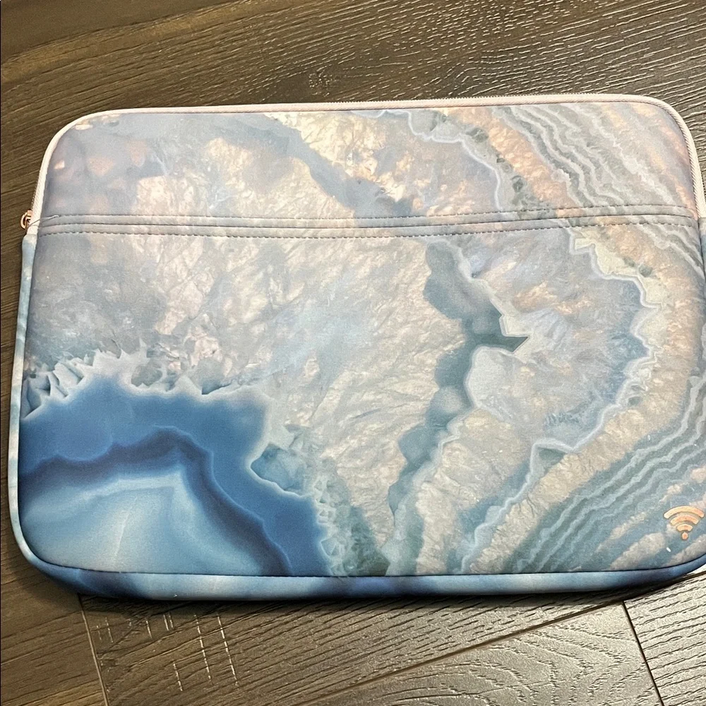 Blue Marble Tablet-Laptop Sleeve